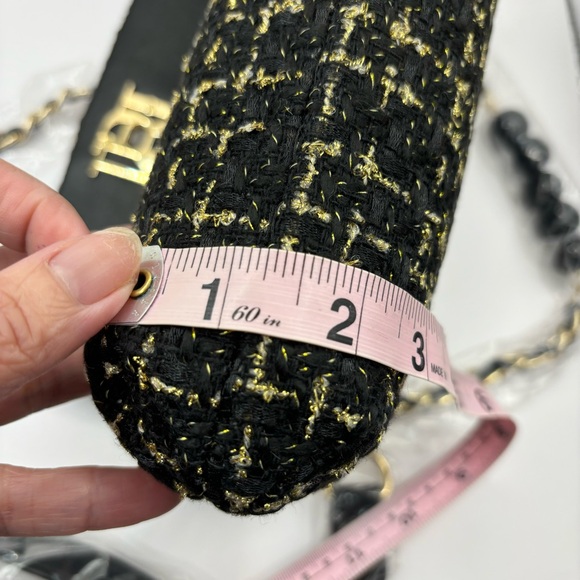 Badgley Mischka Bouclé Tweed Crossbody Bag Vegan leather Black  NEW - Picture 12 of 12